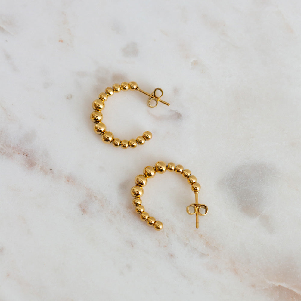 GOLD C EARRINGS