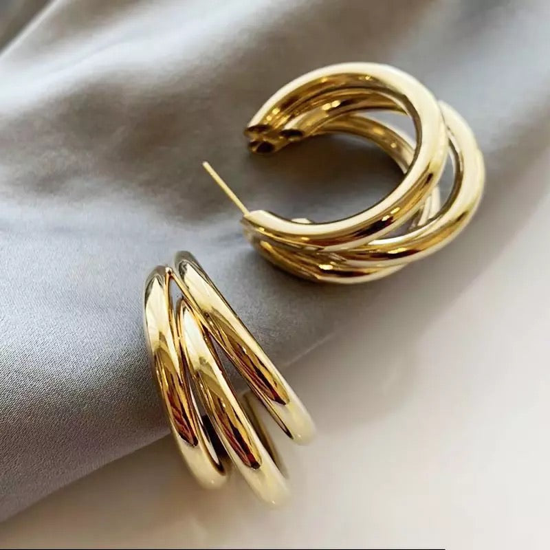 GOLD PLATED TRIPLE HOOP EARRINGS